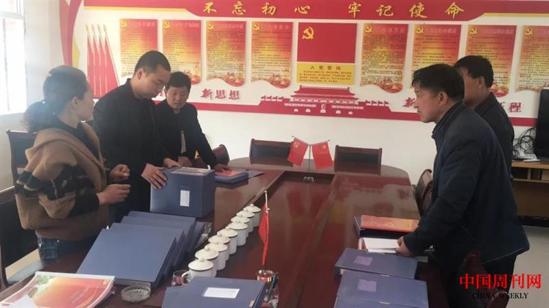 lushi1.jpg lushi1.jpg