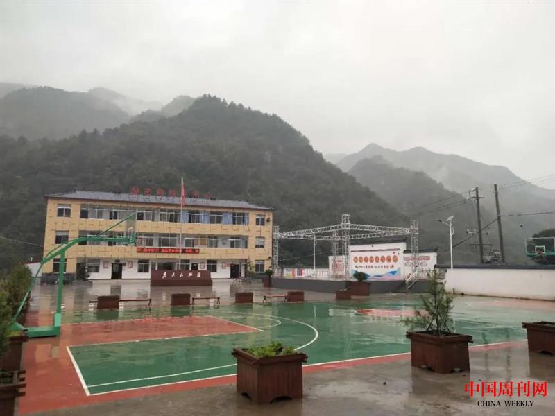 lushi2.jpg lushi2.jpg