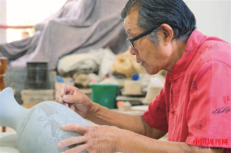 盧群山彩陶工作室-馬標-13909679766.jpg 盧群山彩陶工作室-馬標-13909679766.jpg