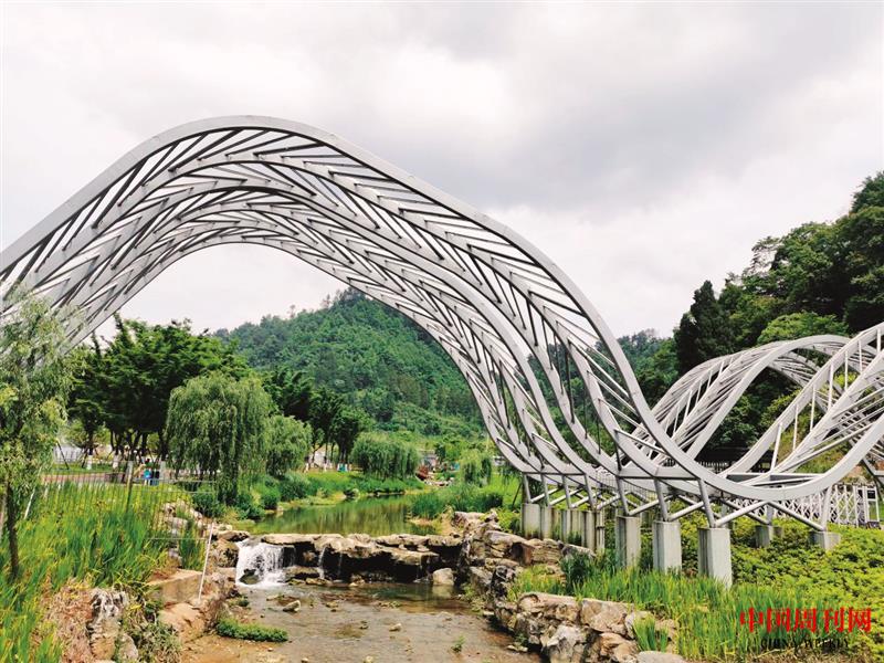 “爽爽貴陽 大美之城”2023貴陽馬拉松賽現場.jpg “爽爽貴陽 大美之城”2023貴陽馬拉松賽現場.jpg