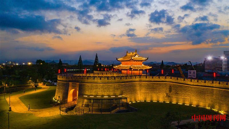 稿17-慈城古城大東門甕城夜景.jpg 稿17-慈城古城大東門甕城夜景.jpg