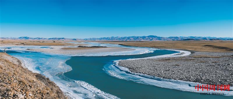 攝圖網_500812866_蜿蜒的雅魯藏布江(企業商用).jpg 攝圖網_500812866_蜿蜒的雅魯藏布江(企業商用).jpg