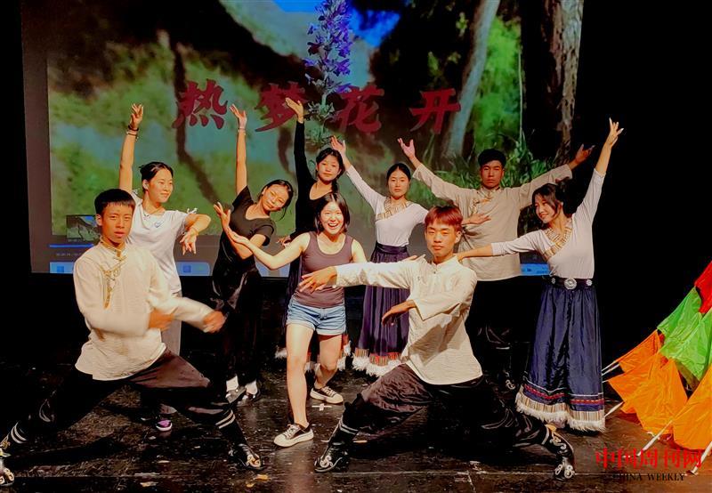 9e796bf7b8497489d84861e14163de8.jpg 9e796bf7b8497489d84861e14163de8.jpg